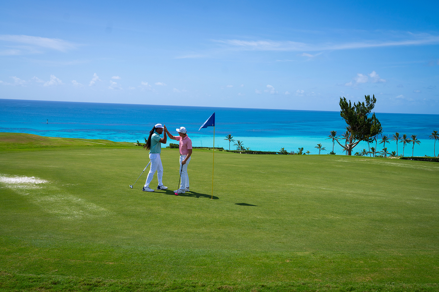 4 High Five On Green 4 High Five On Green
